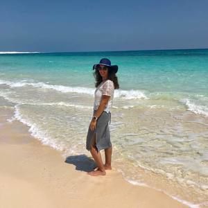 Meet your Posher, Thuraya